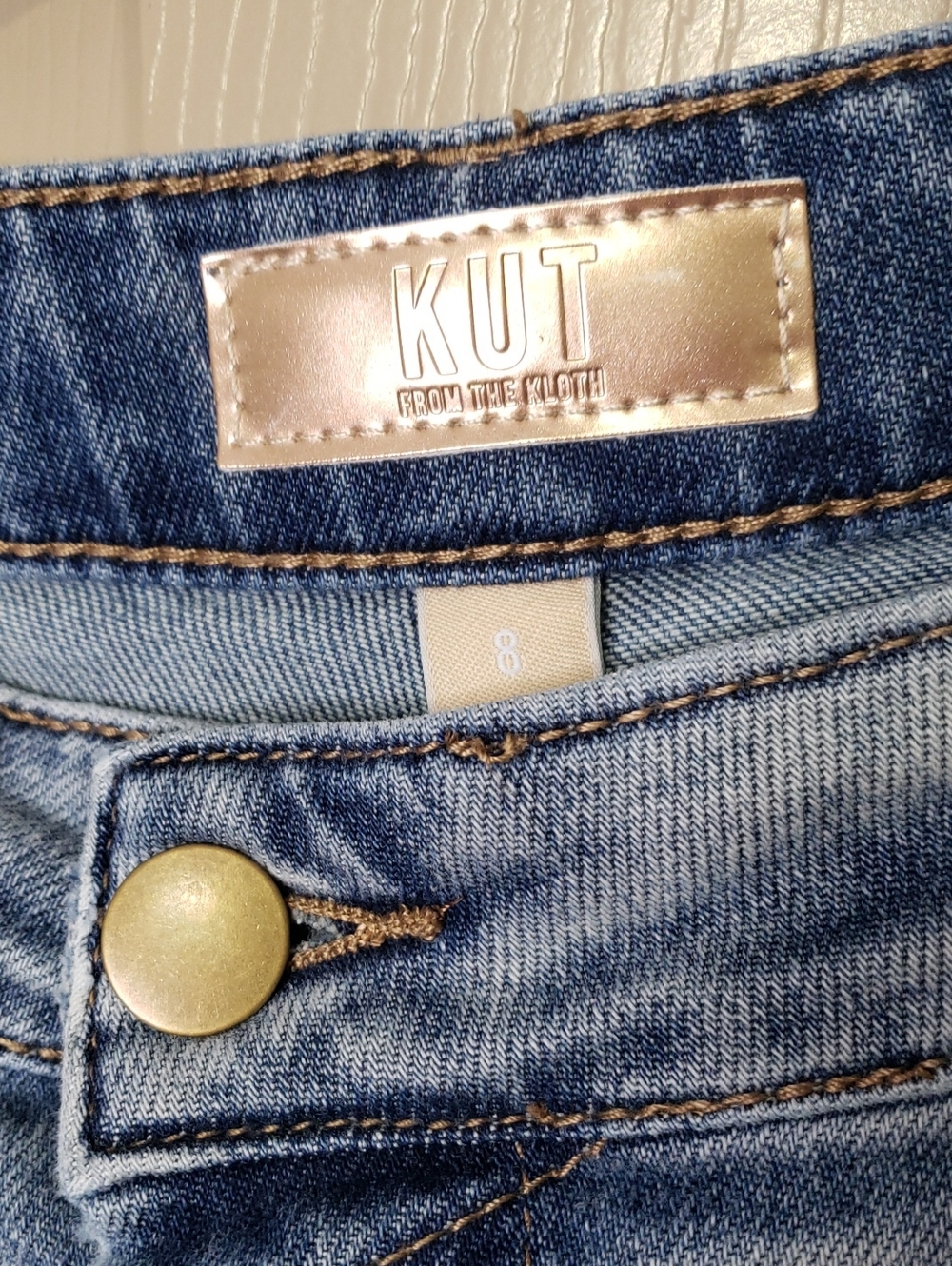 Kut from the Kloth Rose Light Blue Button-Front Denim Skirt Size 8 - Picture 4 of 5